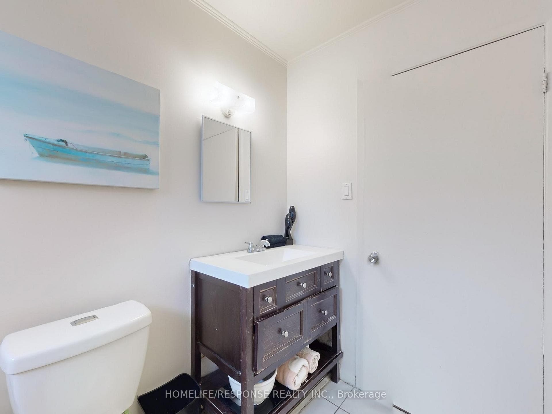 4 Drayton Crescent photo 31