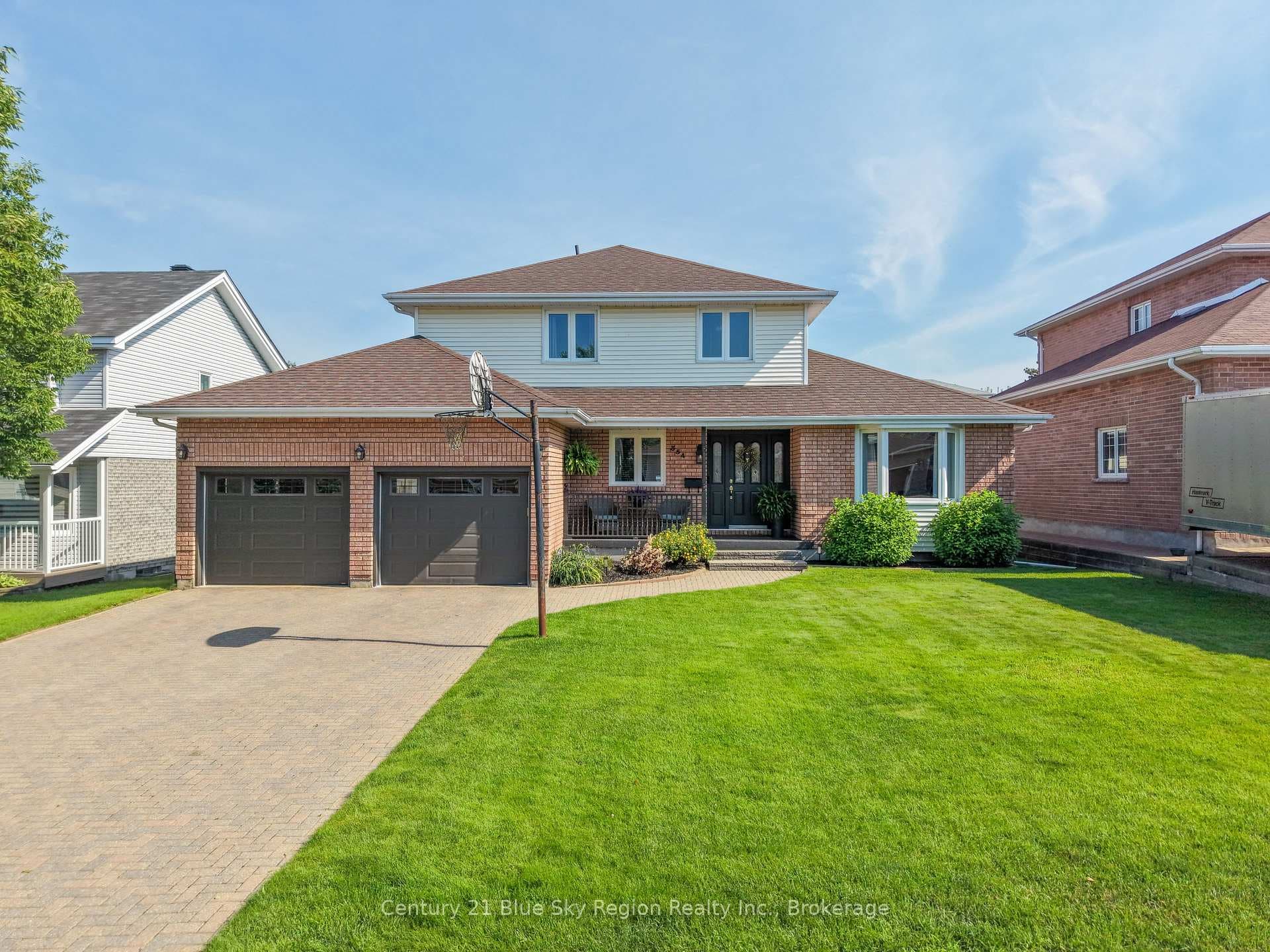 354 Elmwood Avenue photo 1