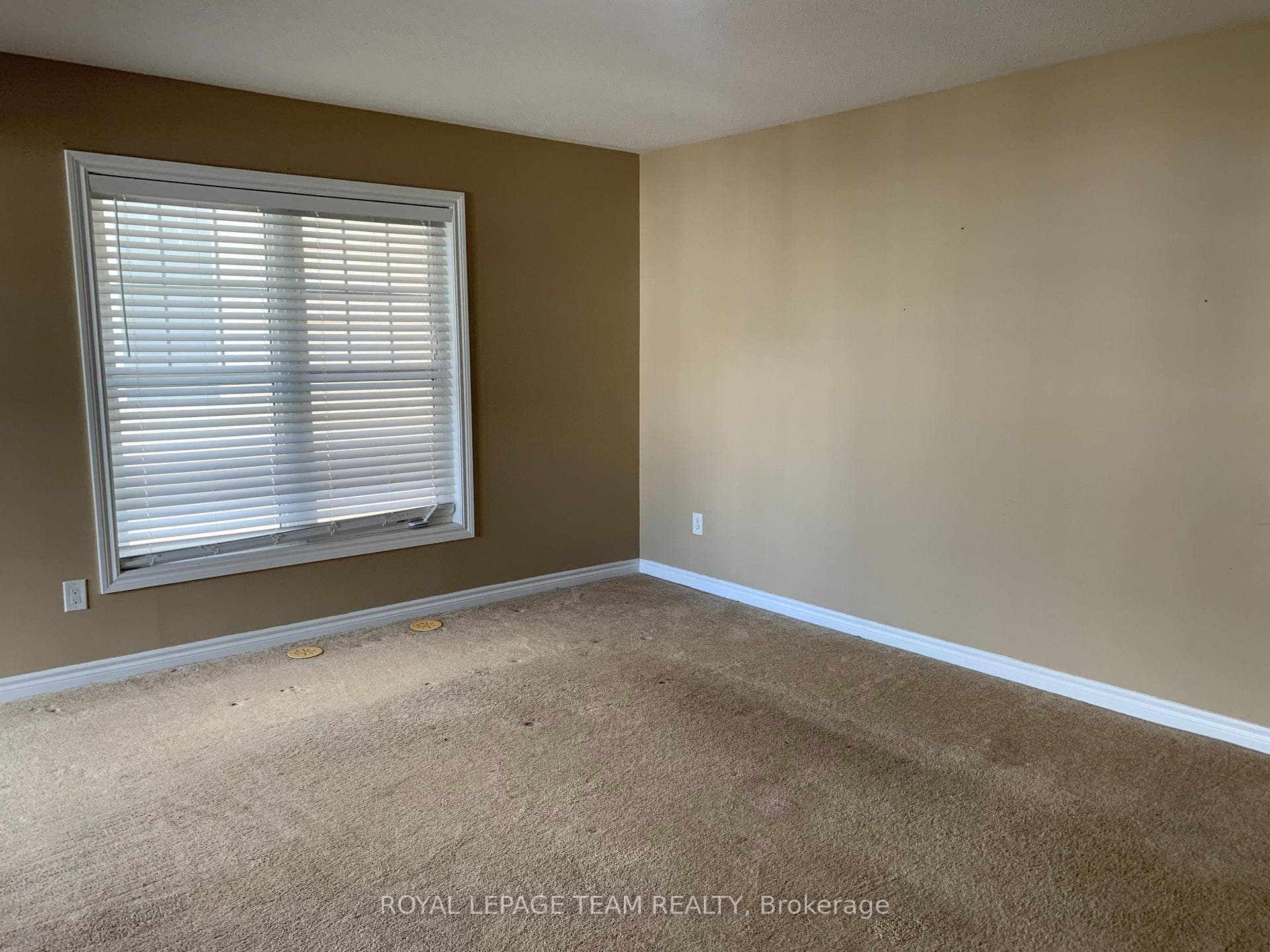 2652 Baynes Sound Way photo 8