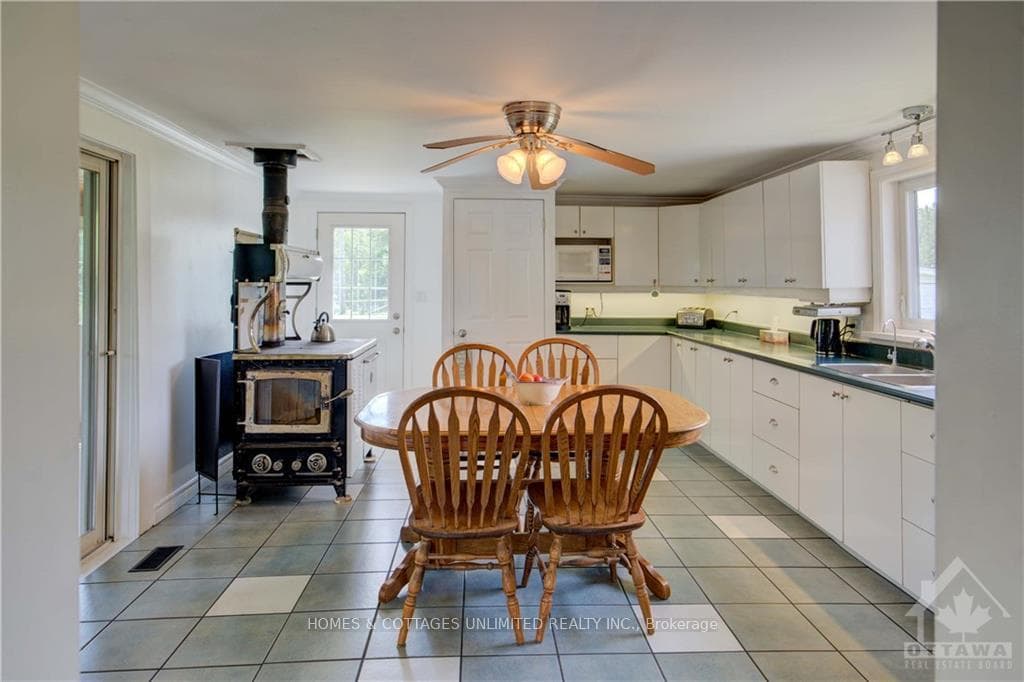 3602 LAVANT MILL Road photo 13