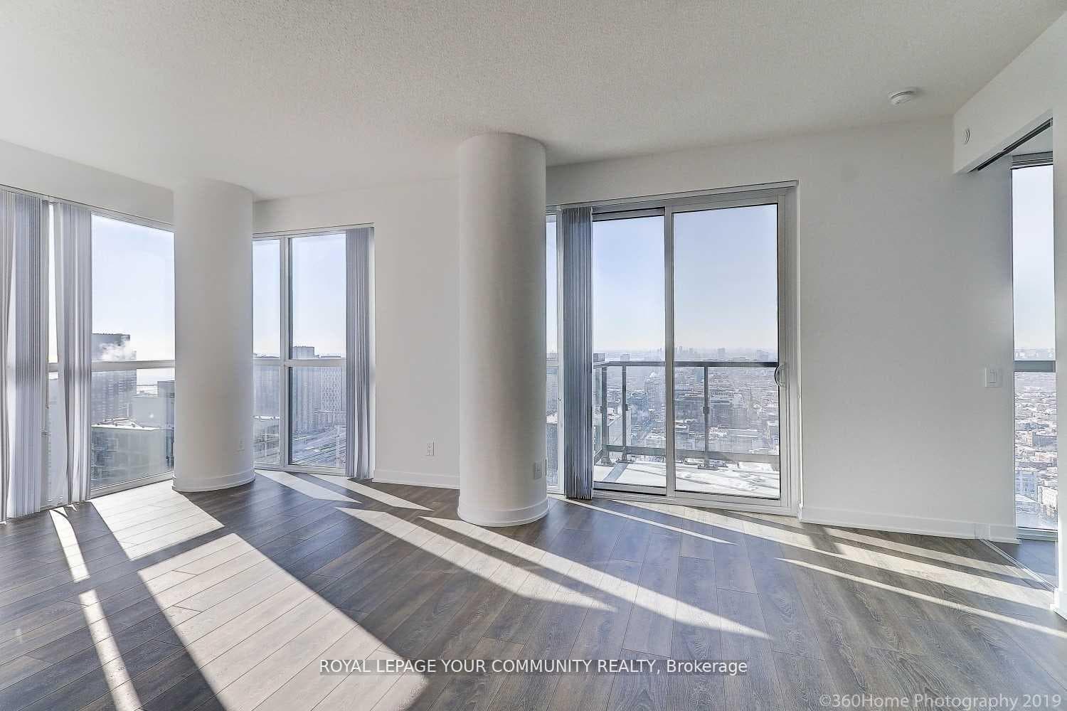 87 Peter Street Unit 4202 photo 8