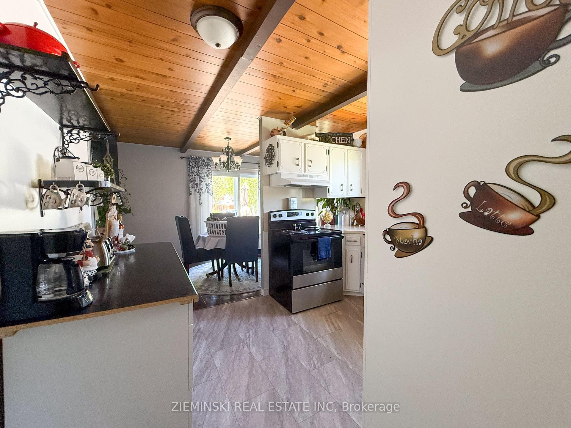 107 New Circle Place photo 12