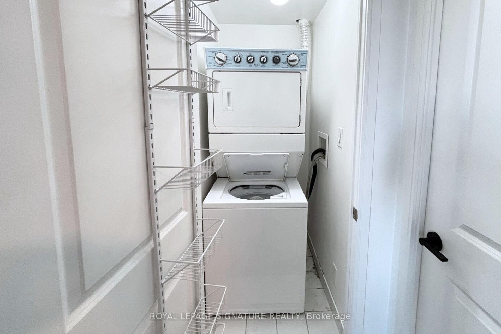 50 Absolute Avenue Unit 1804 photo 9