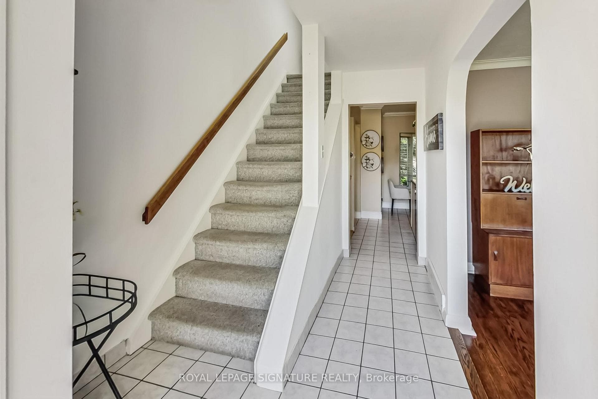 46 McDairmid Road photo 3