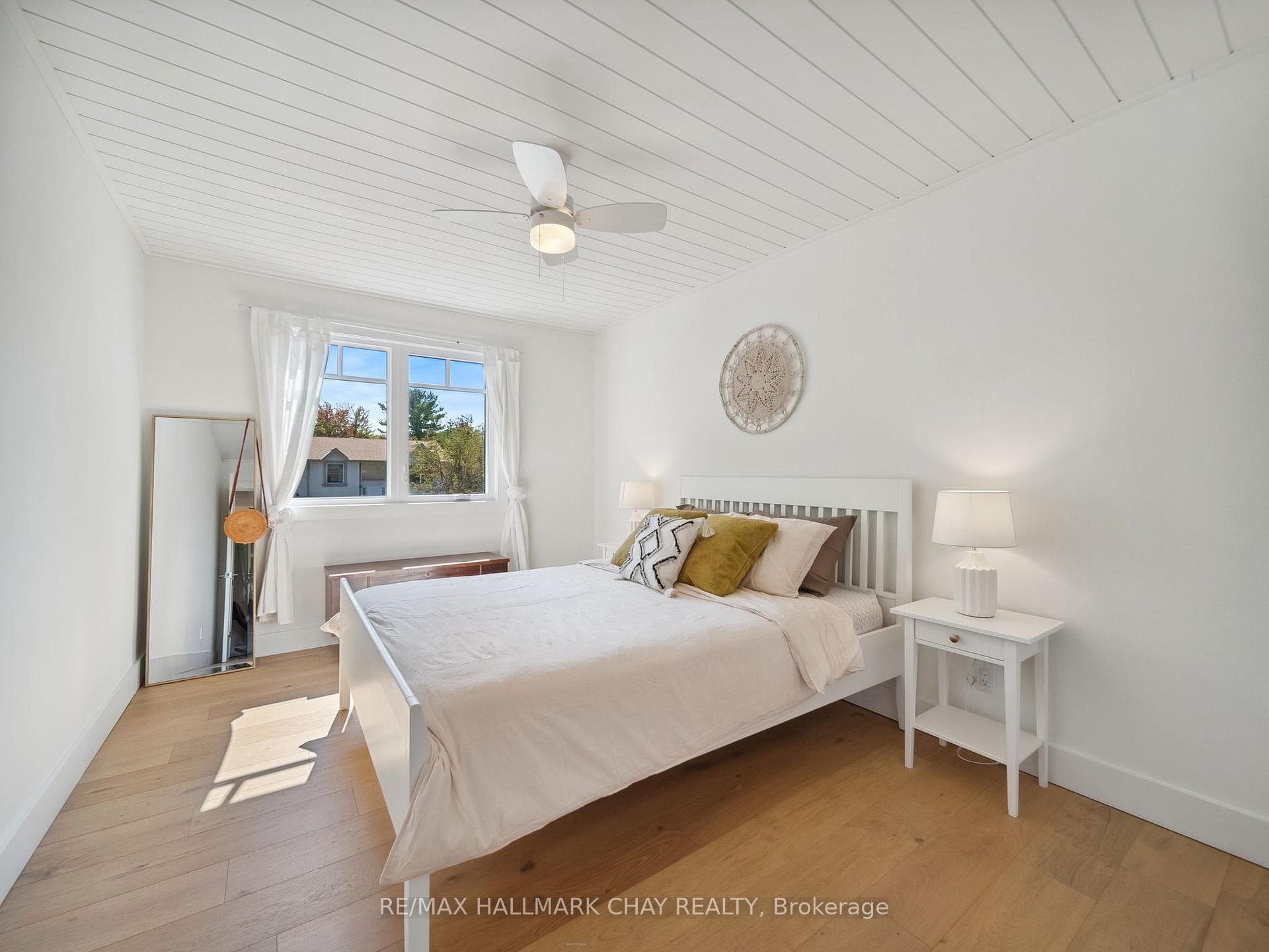 58 Lankin Boulevard photo 16