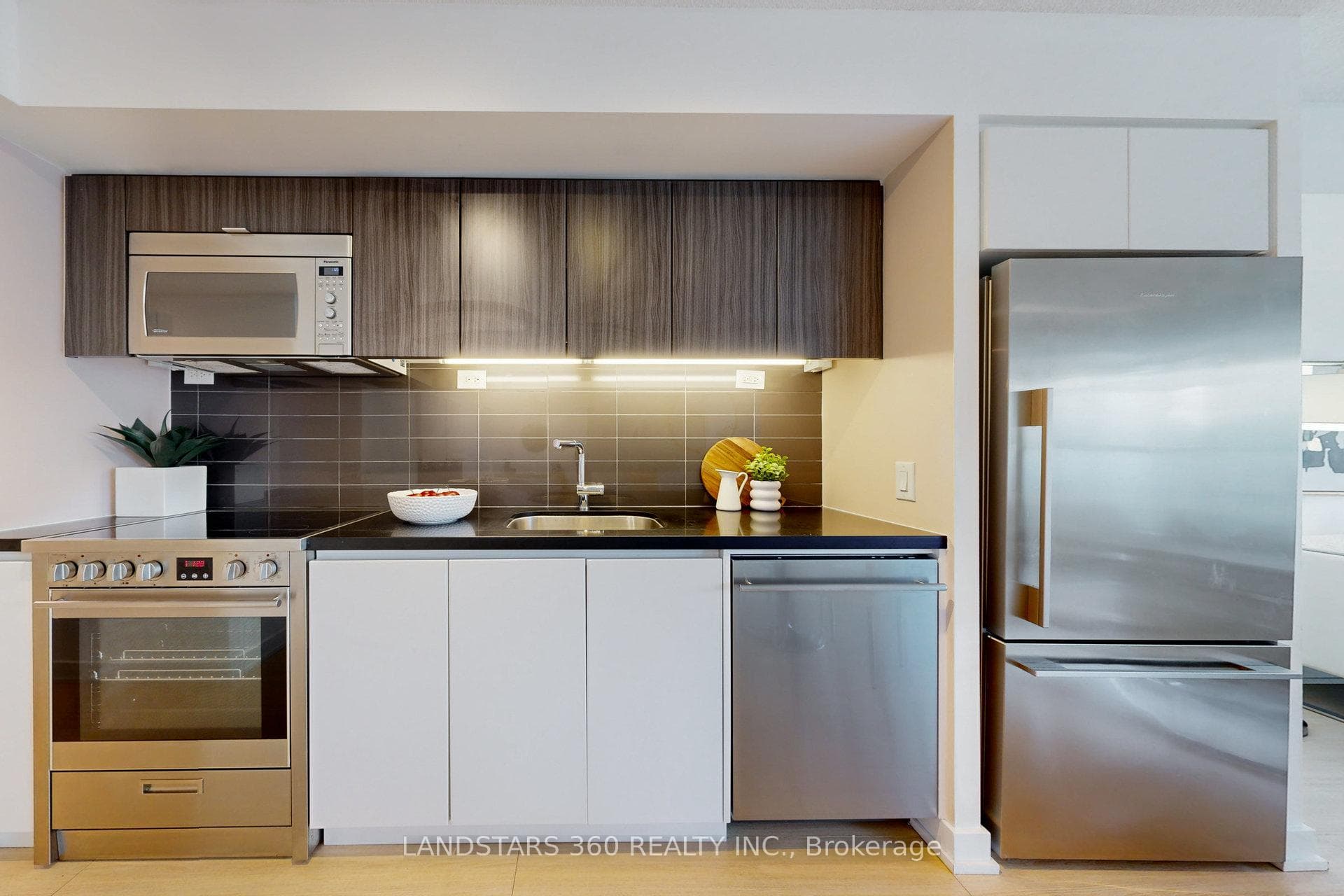 75 Queens Wharf Road Unit 203 photo 12