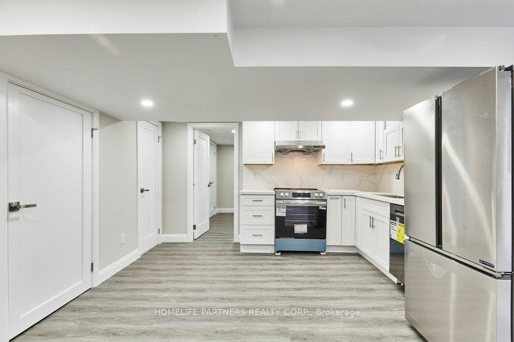79 Strathavon Drive Unit Basement photo 2