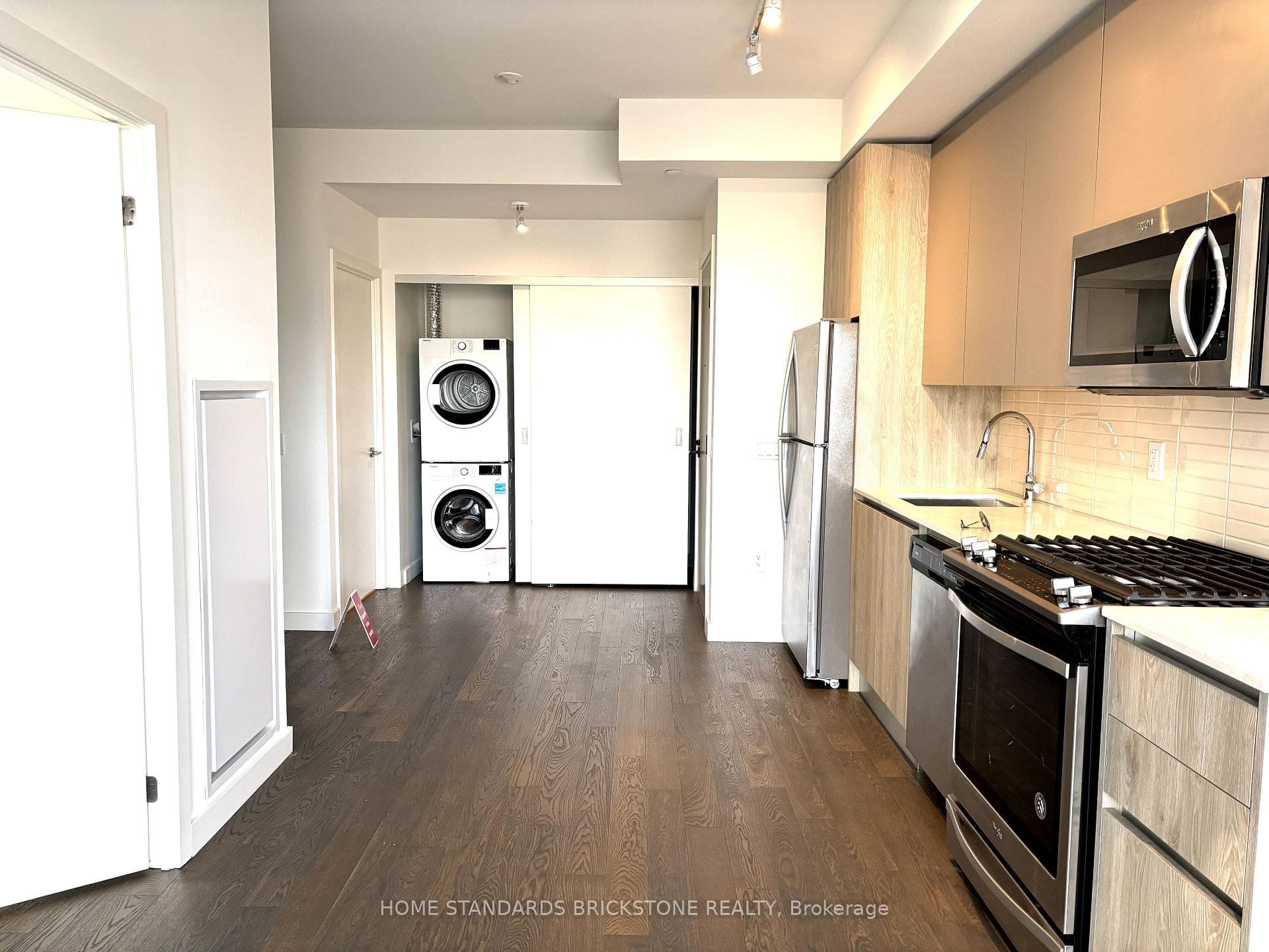 2A Church Street Unit 1411 photo 4