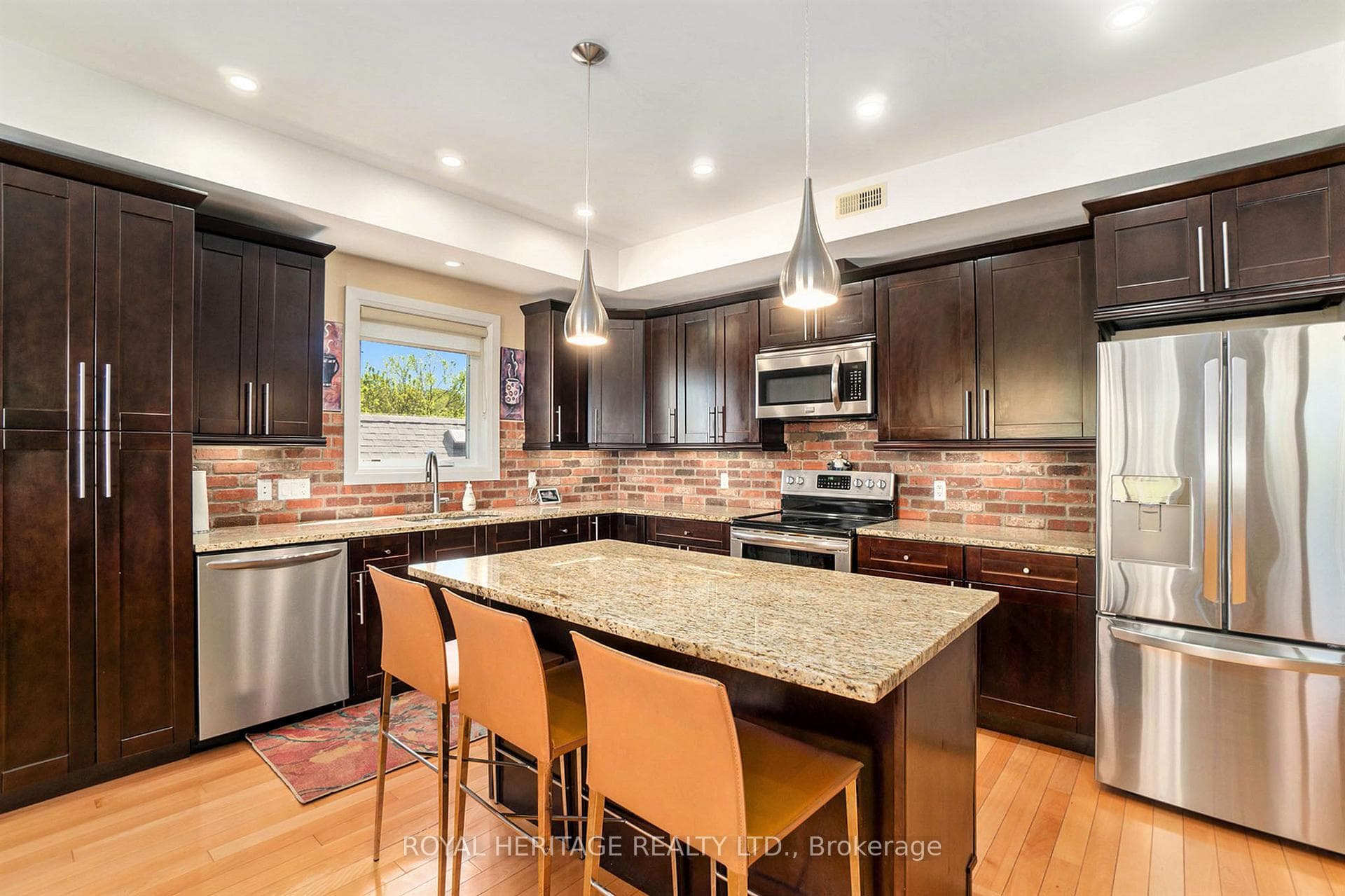155 Clare Street photo 12