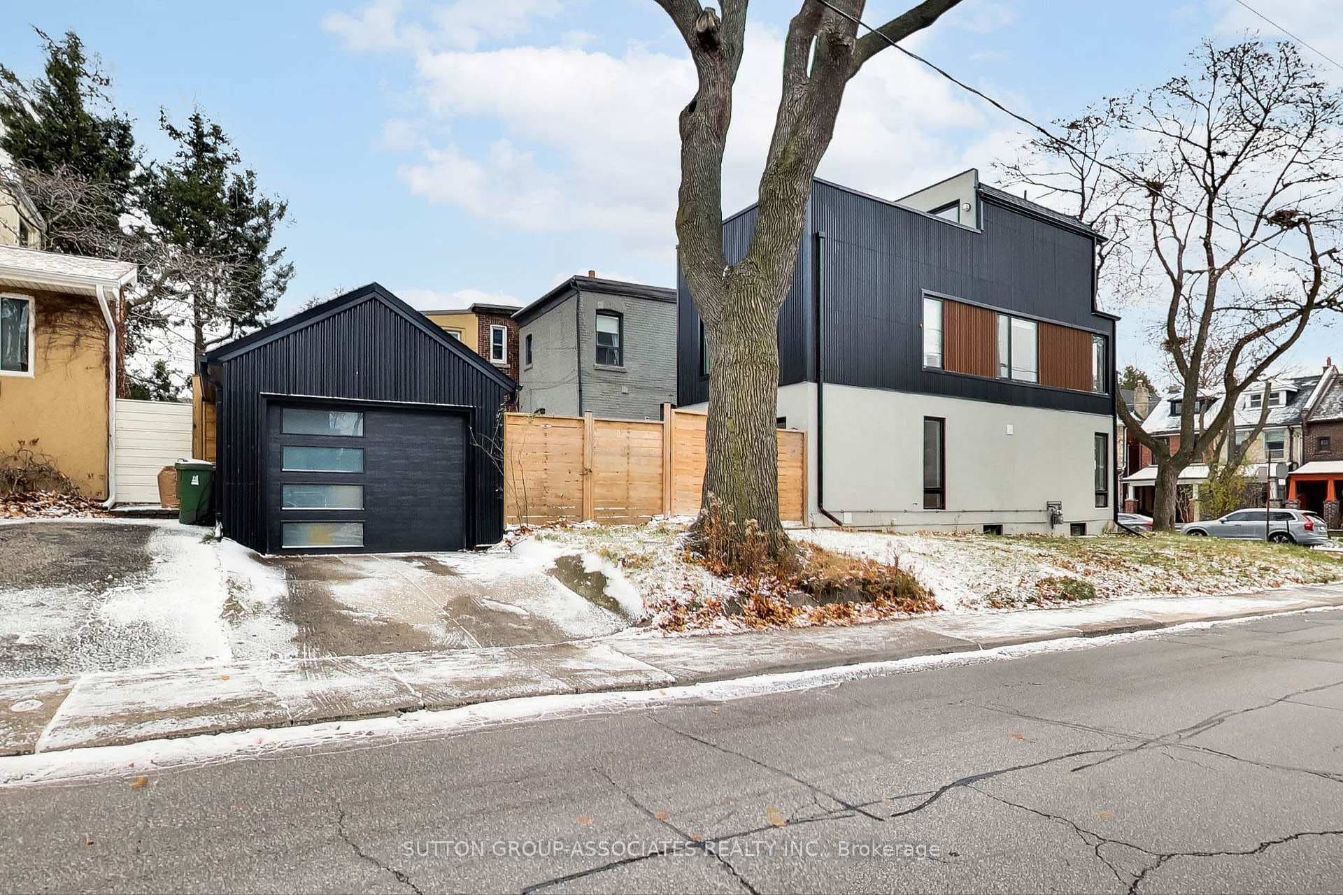 130 Benson Avenue photo 31