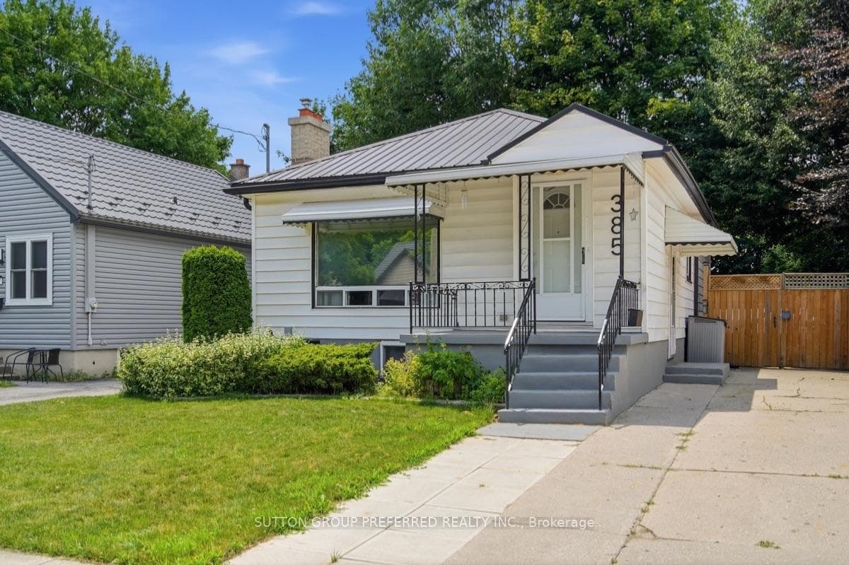 385 Avondale Road photo 2