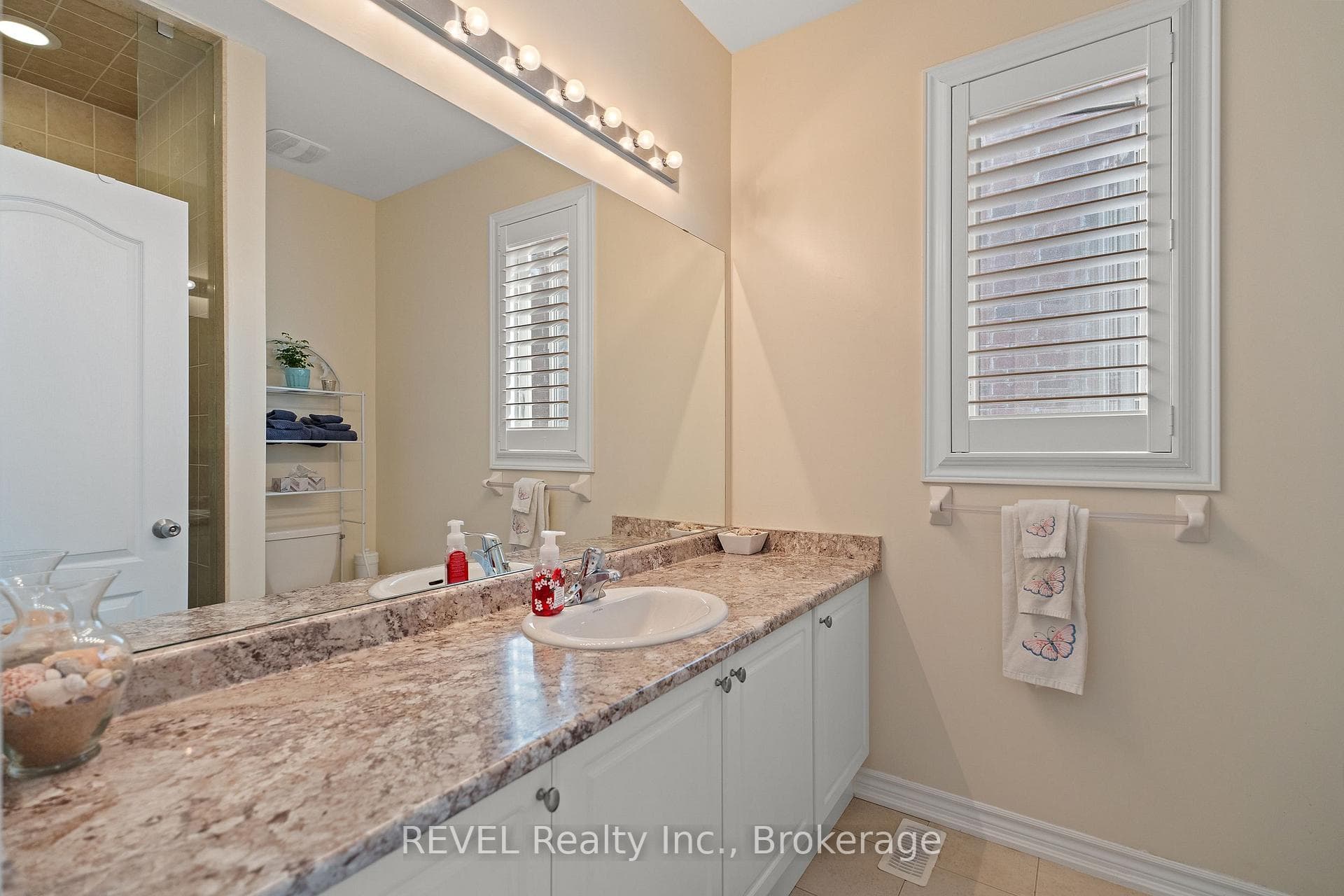 23 Cannery Drive photo 16