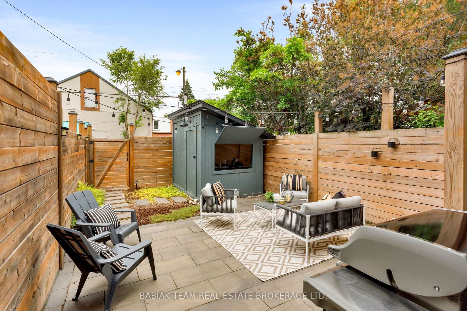 497 Keele Street photo 20