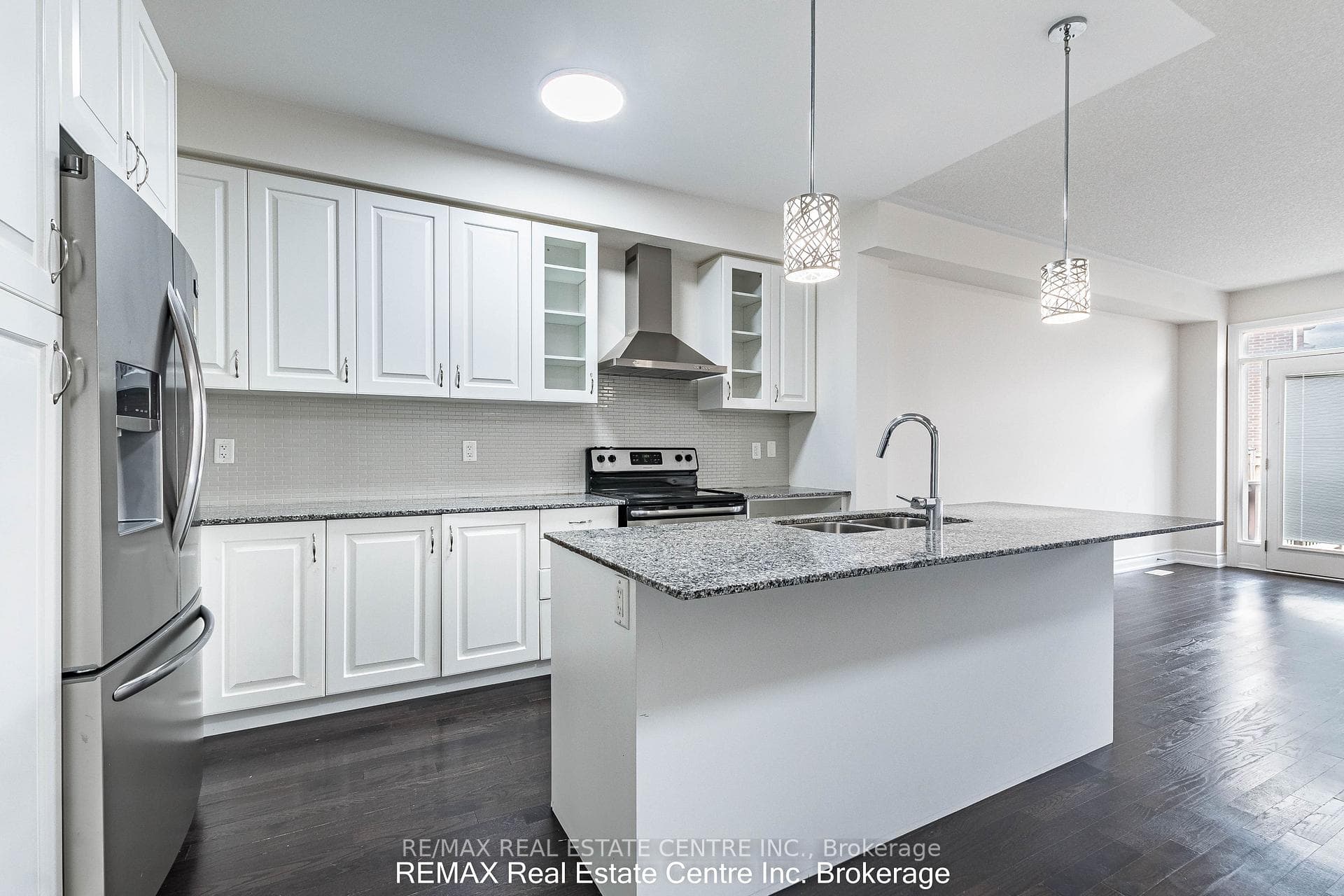 27 Lady Evelyn Cres Brampton Ontario Circle photo 17