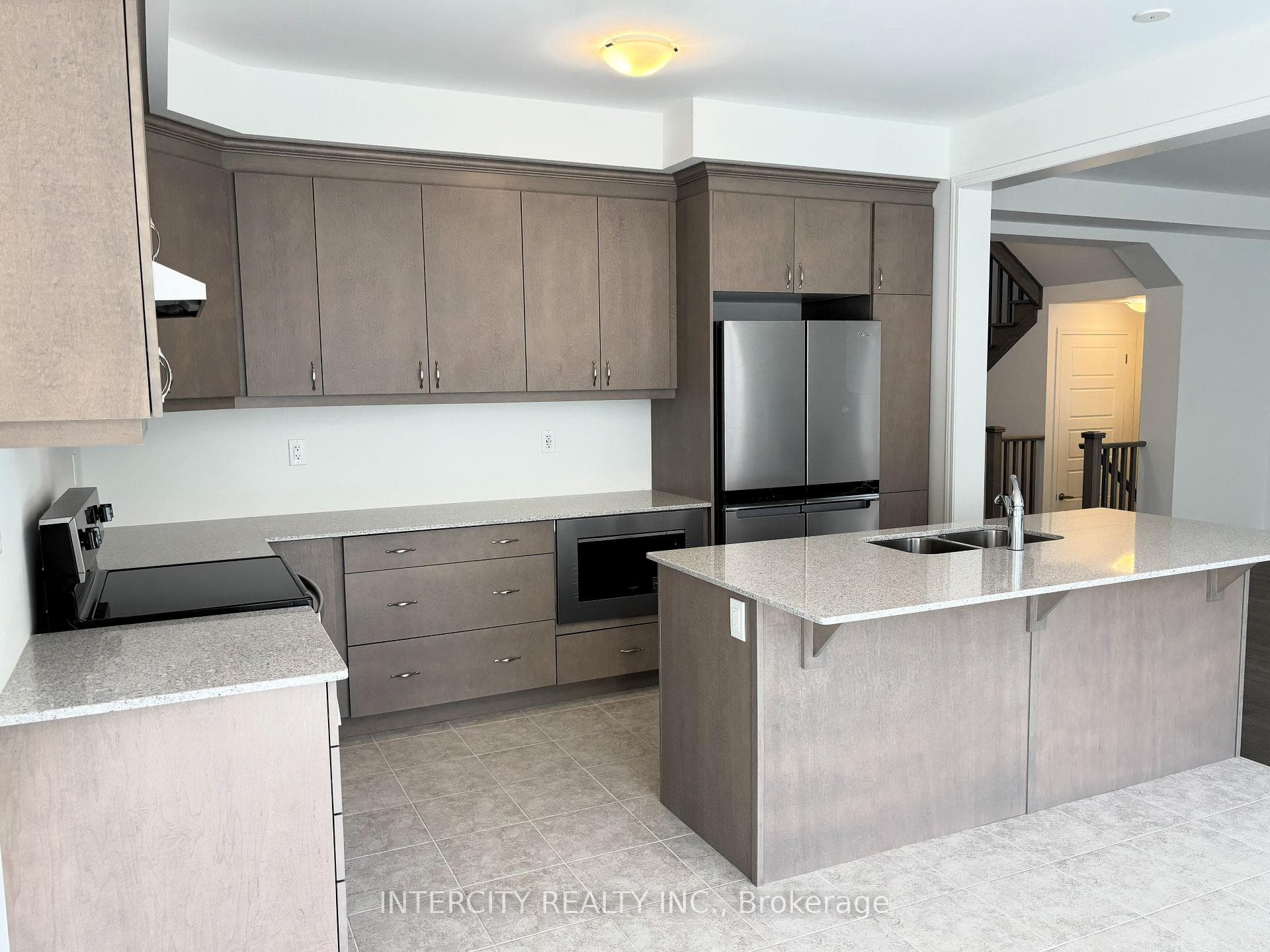 265 Marigold Court photo 8