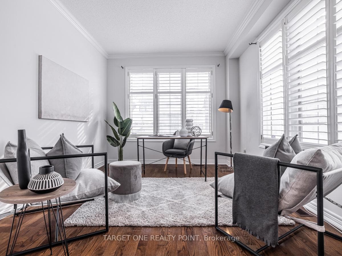 18 Brower Avenue photo 6