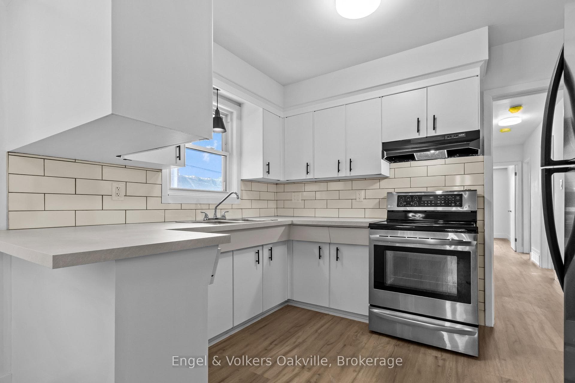 939 Glencairn Avenue photo 4