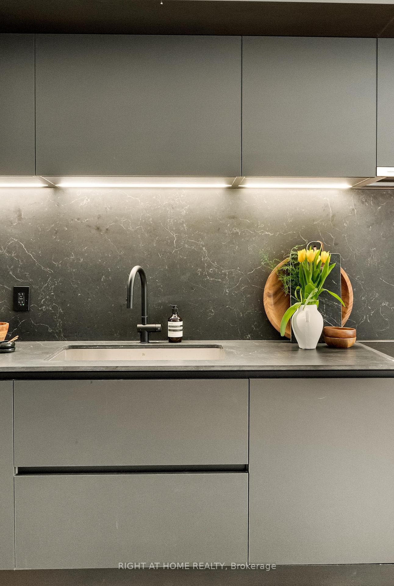 44 Foxley Street photo 6