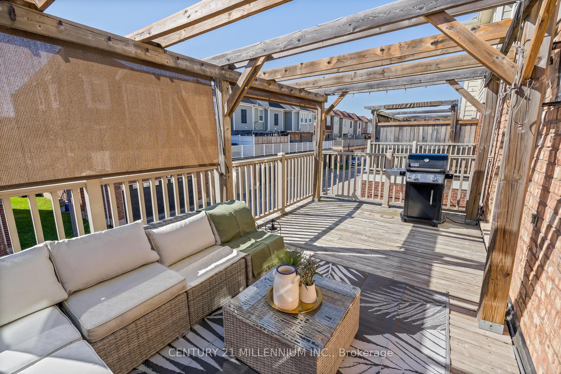 672 Holly Avenue photo 23