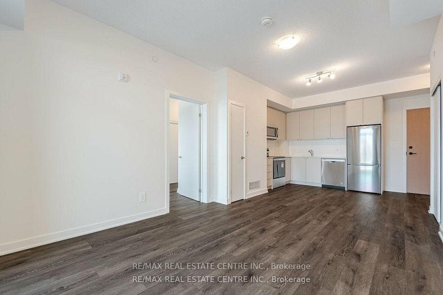 1440 Clarriage Court Unit 210 photo 13