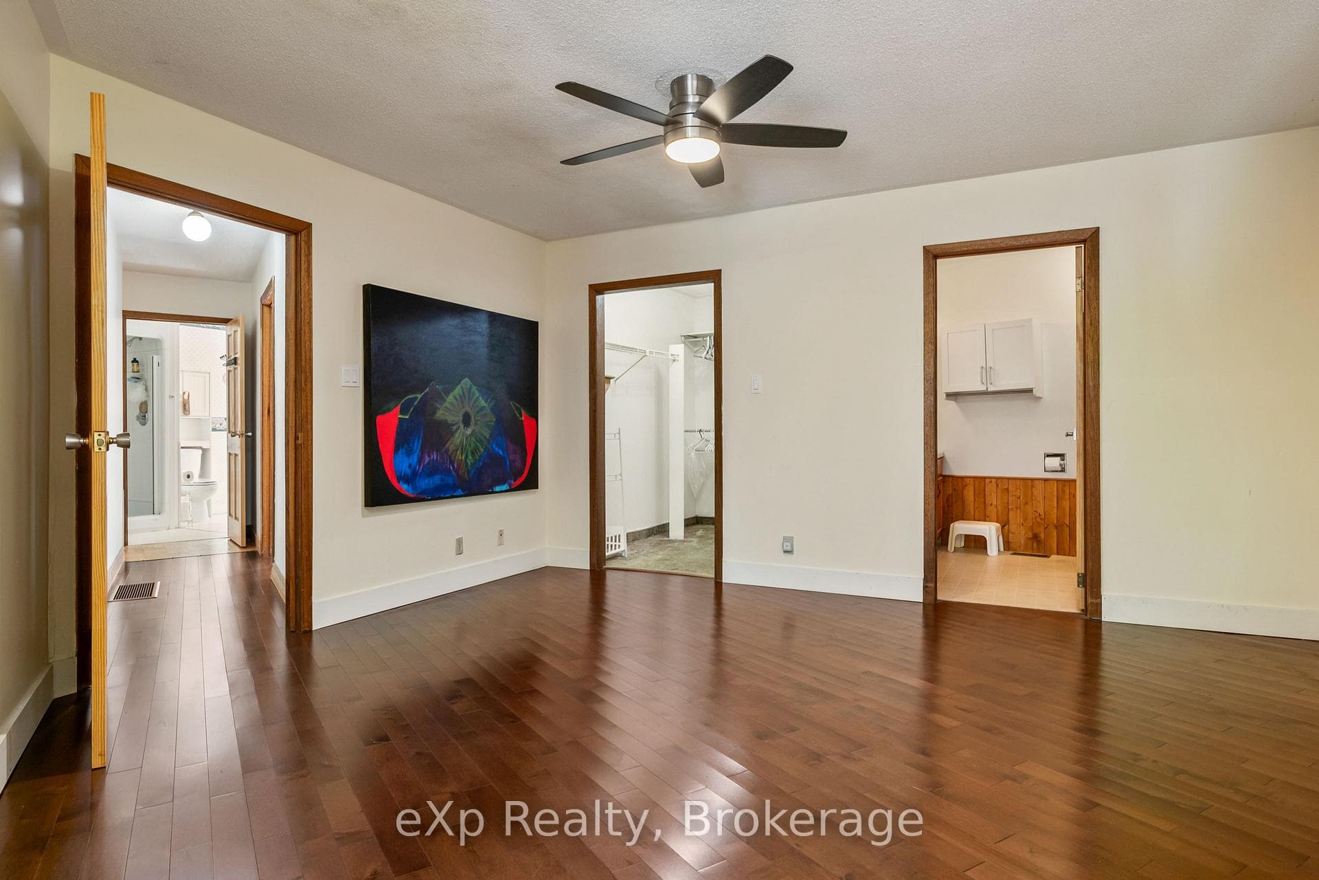 Primary with Walk-In and Ensuite