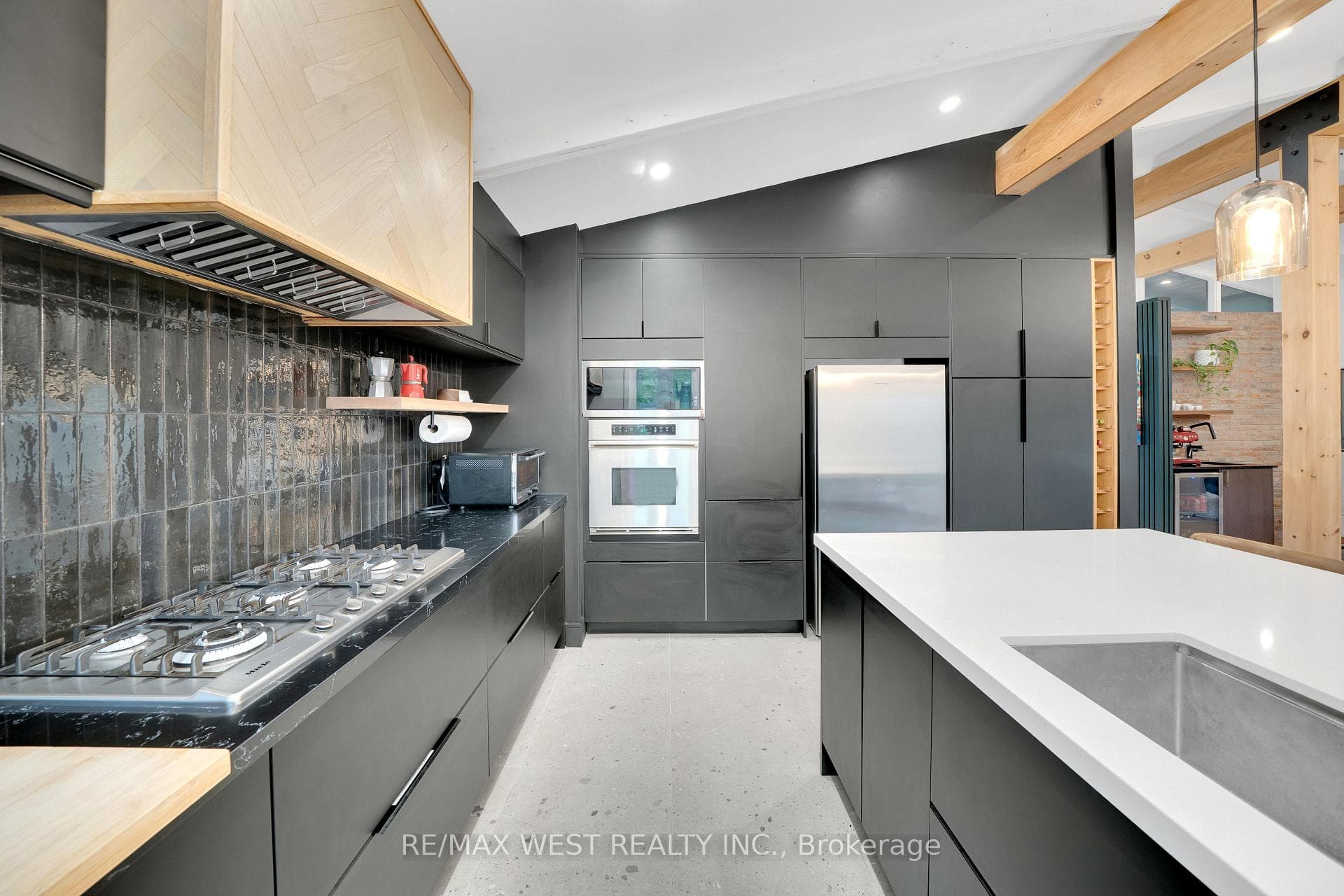 94 28th Street photo 18