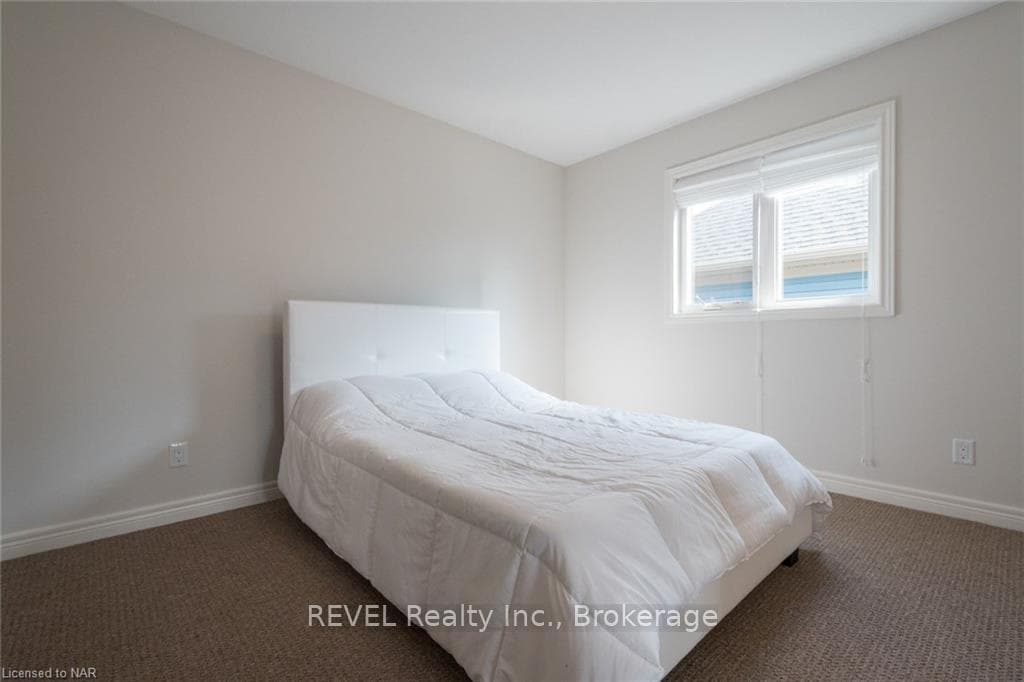359 SILVERWOOD Avenue photo 45