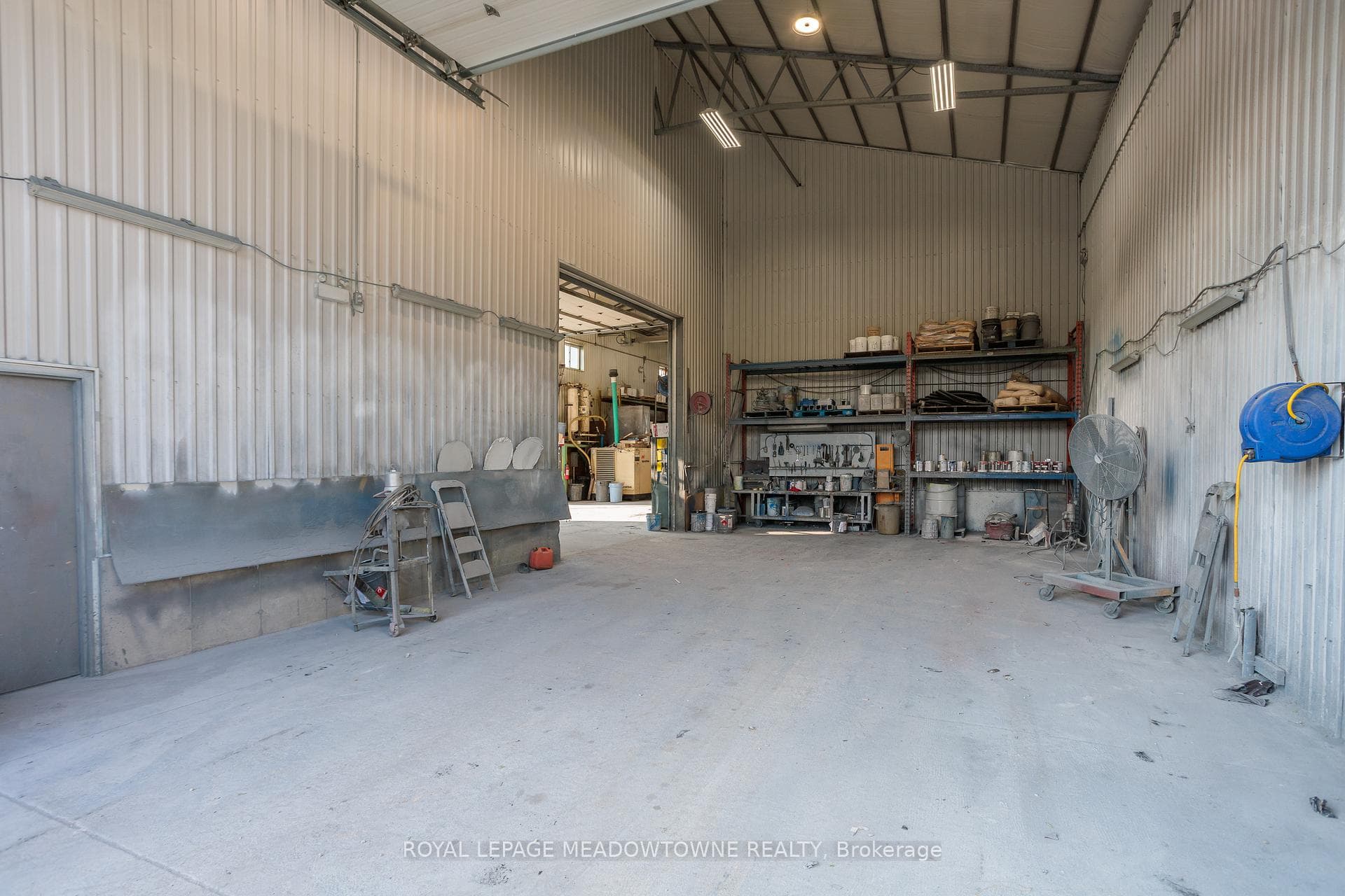 4931 7th Line photo 17