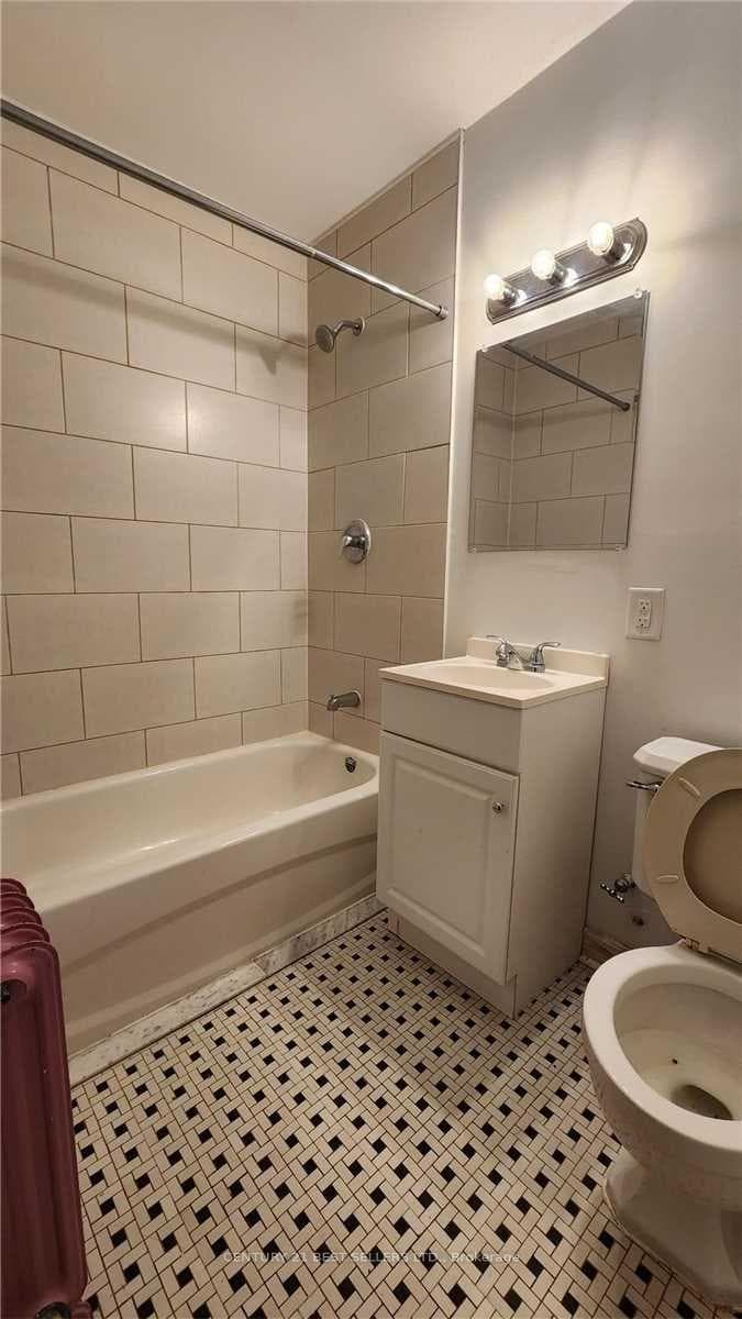 105 Twenty Fifth Street Unit 26 photo 8