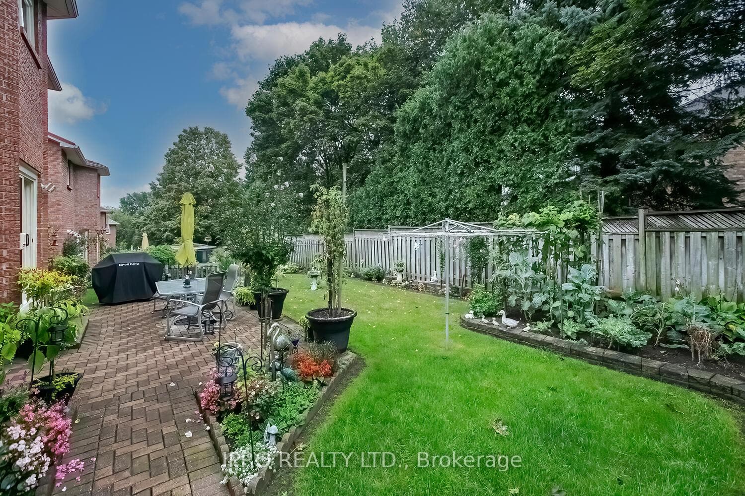 2463 King Forrest Drive photo 36