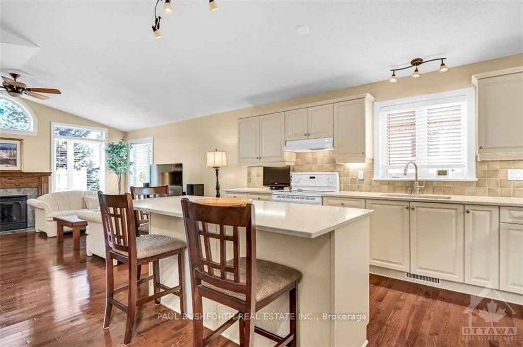 169 GRANITE Court photo 12