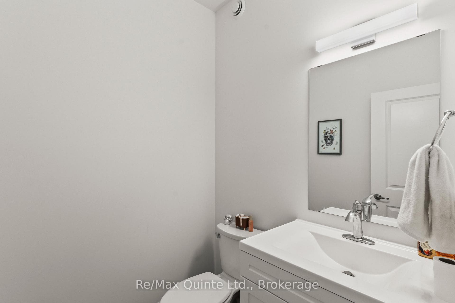 107 Buchanan Avenue photo 20