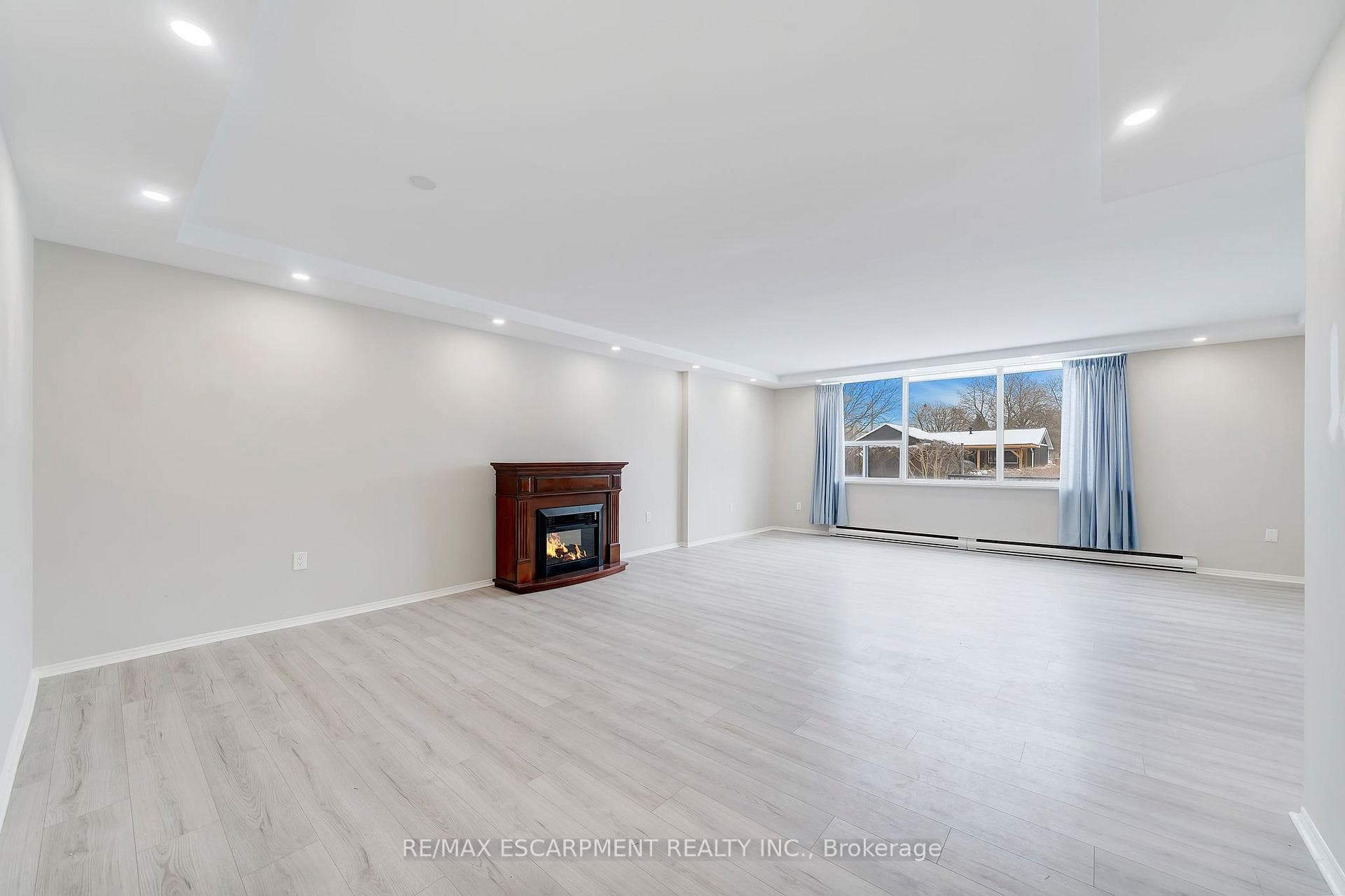28 Robinson Street Unit 101 photo 14