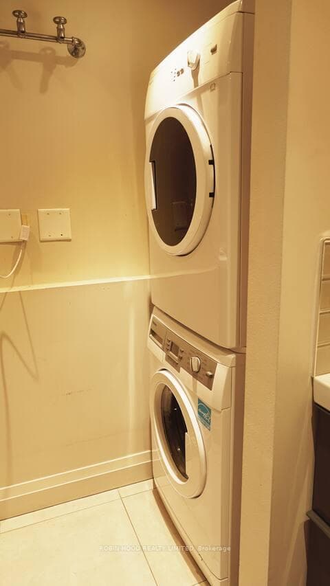 139 Merton Street Unit 251 photo 10