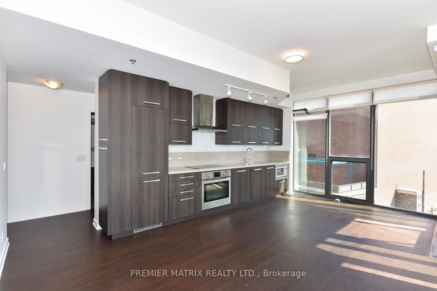 15 Beverley Street Unit 808 photo 9