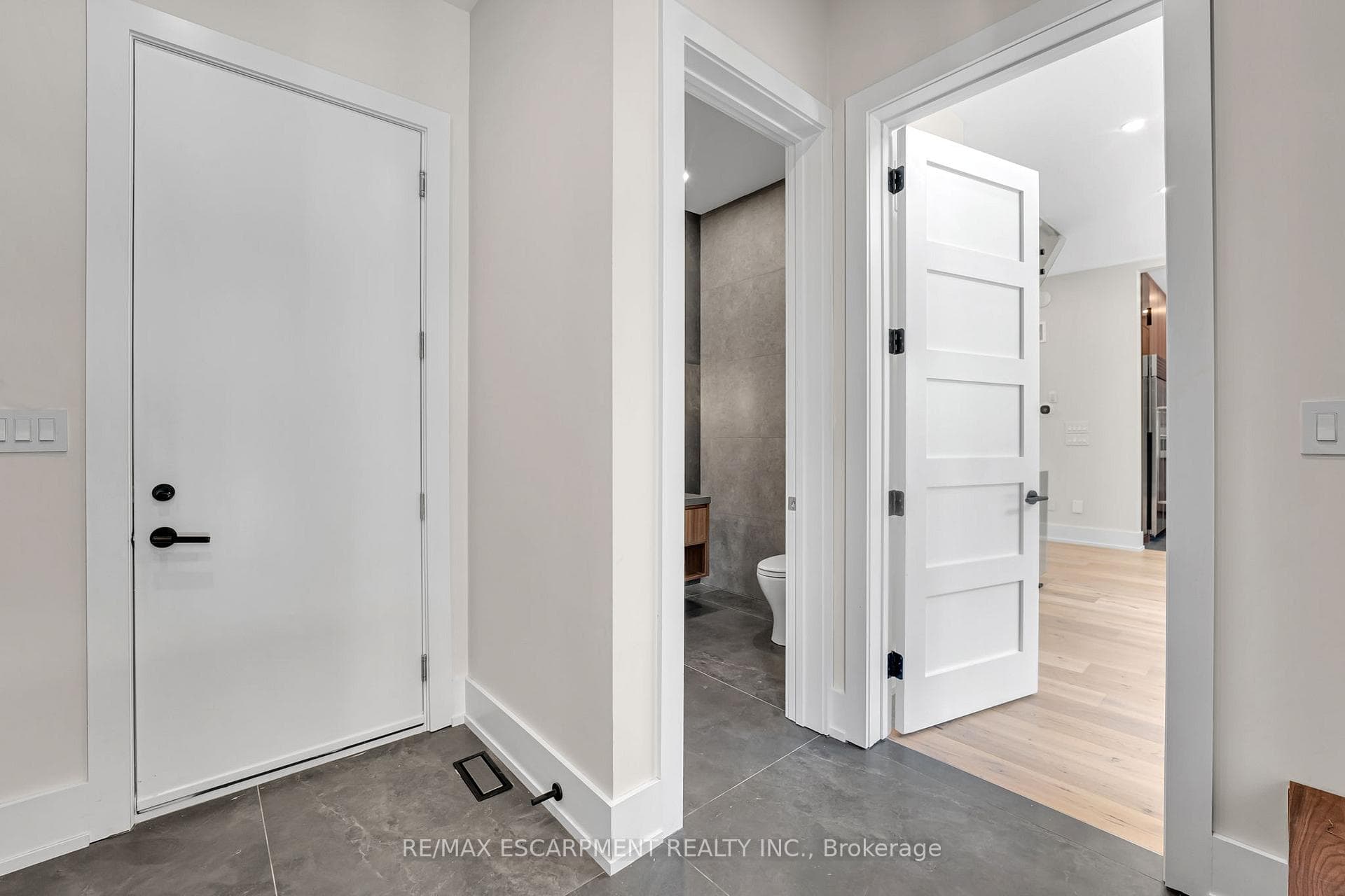 369 Wade Street photo 10
