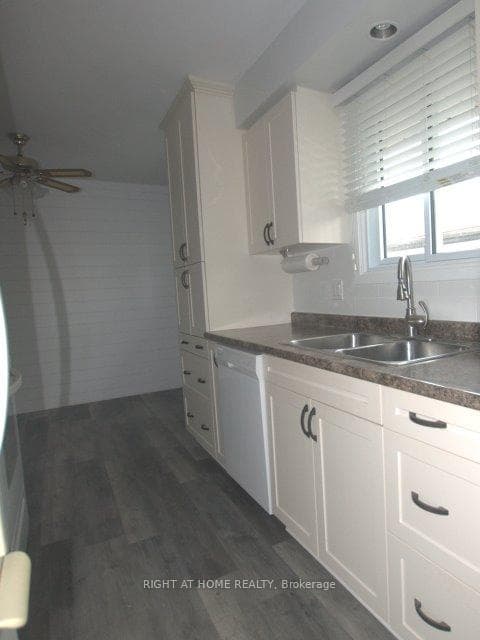169A Rose Street Unit Upper photo 4