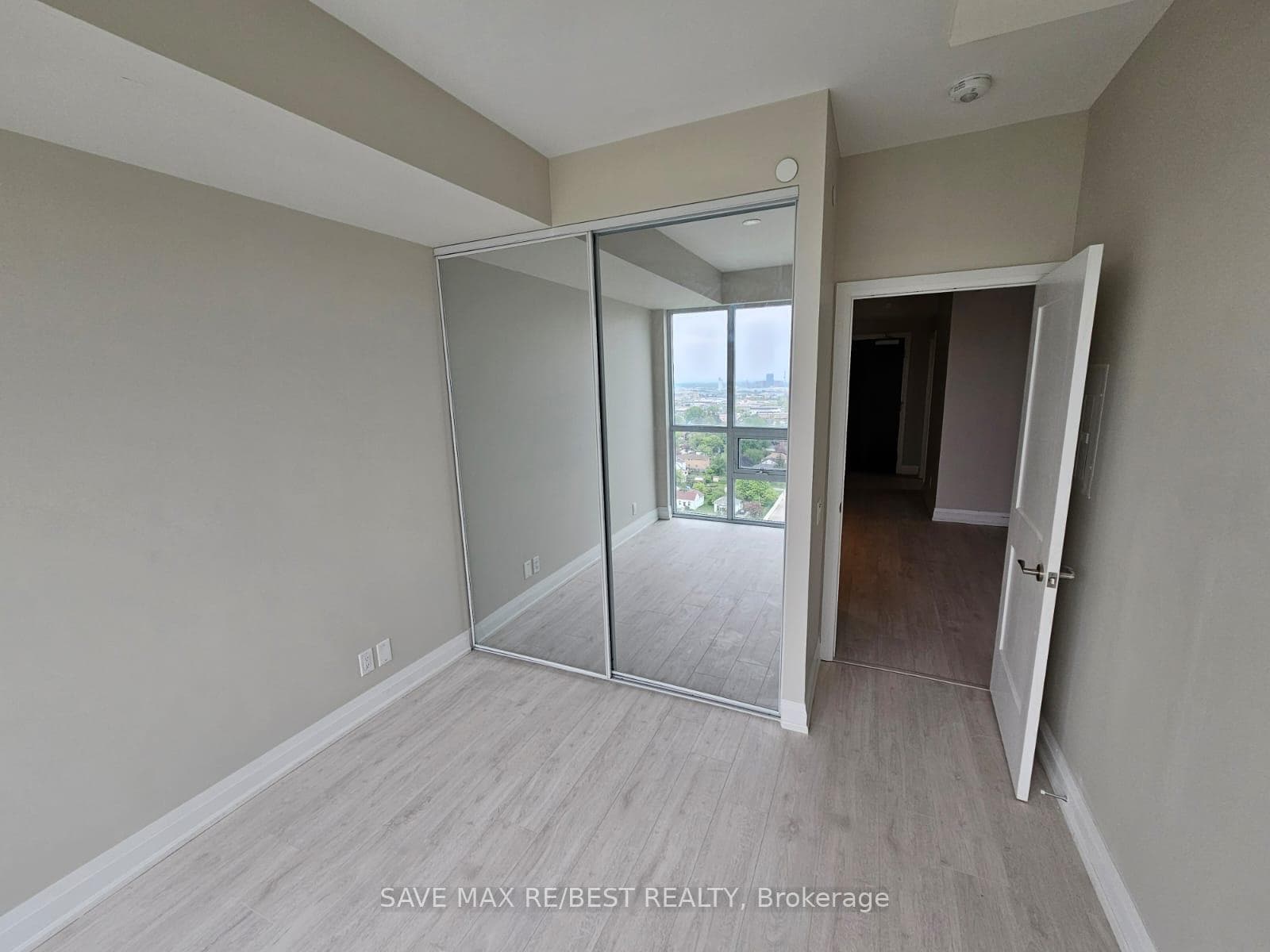 15 Lynch Street Unit 1603 photo 15