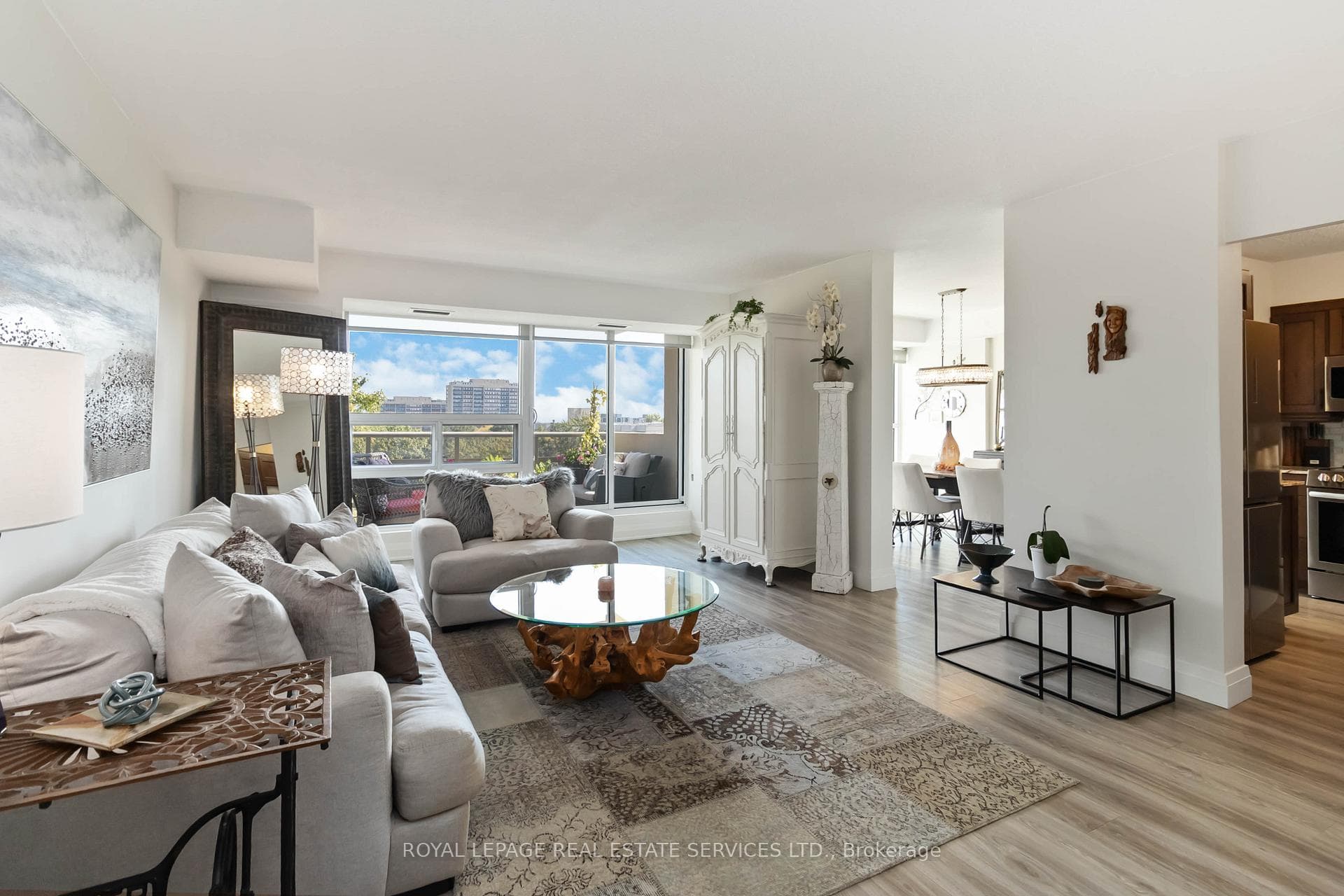 1359 White Oaks Boulevard Unit 602 photo 10