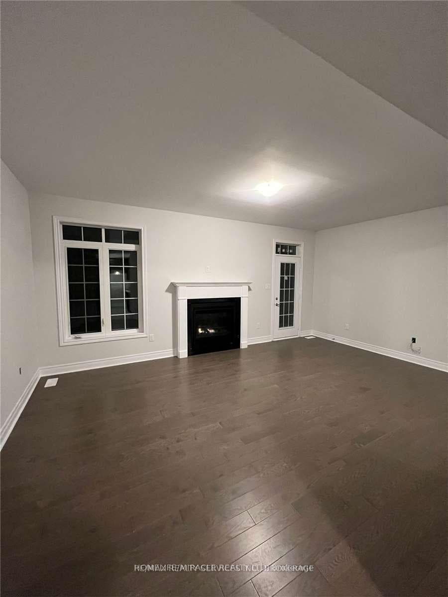 31 OVERSTONE Road photo 18