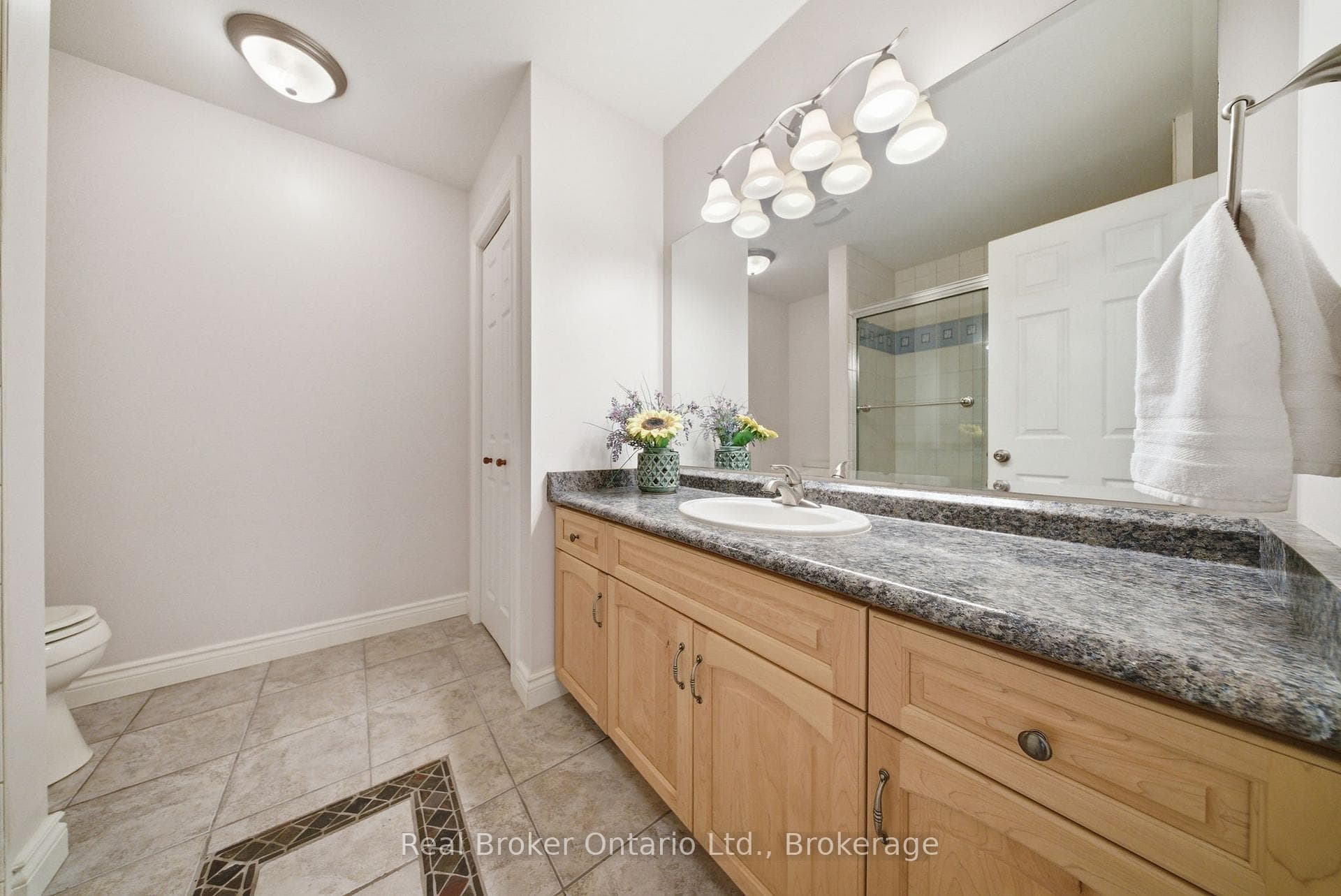 4760 Nassagaweya-Puslinch Townline photo 24