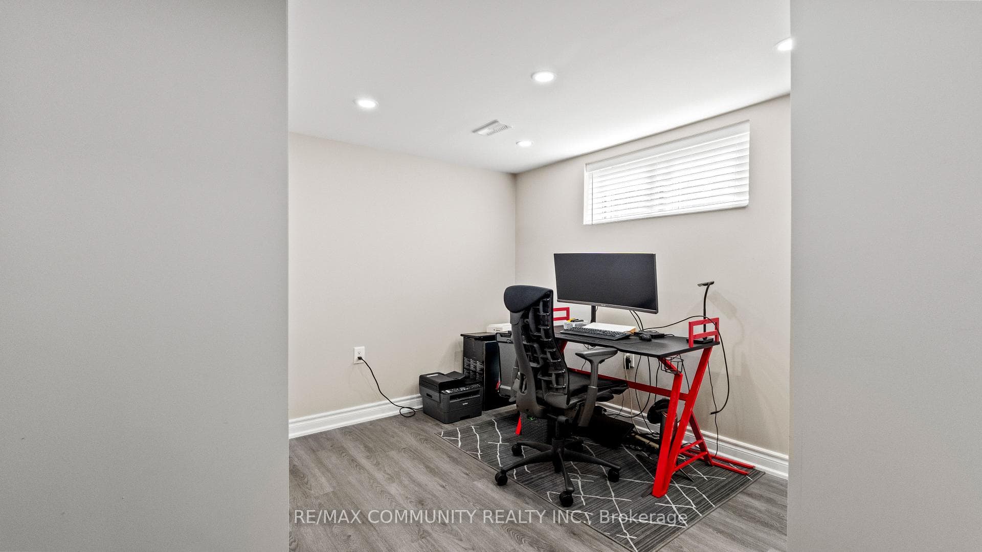 21 Thornbeck Drive photo 15