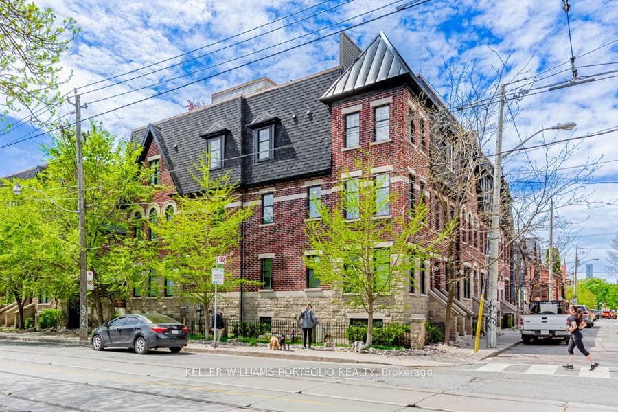 150 Broadview Avenue Unit 20 photo 1