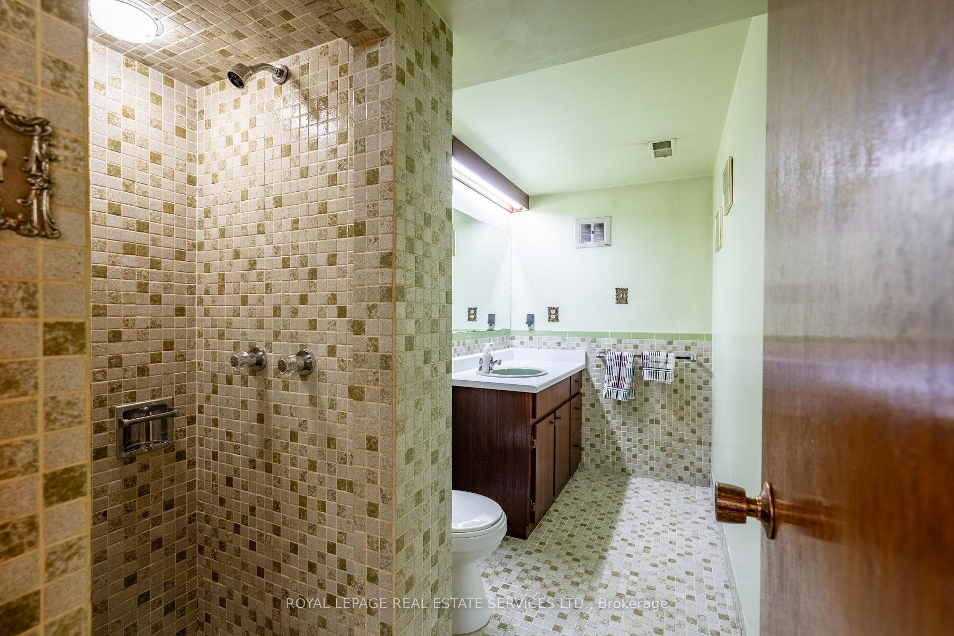 1185 Sylva Road photo 24