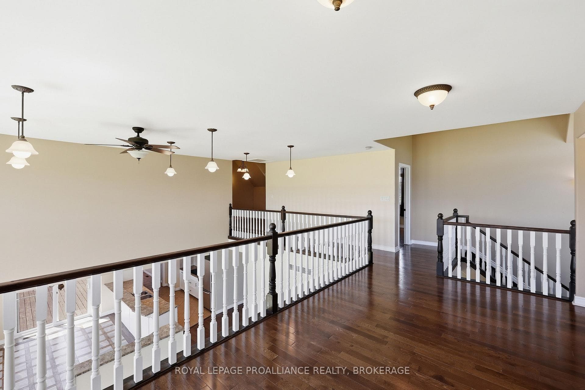 1461 English Way photo 30