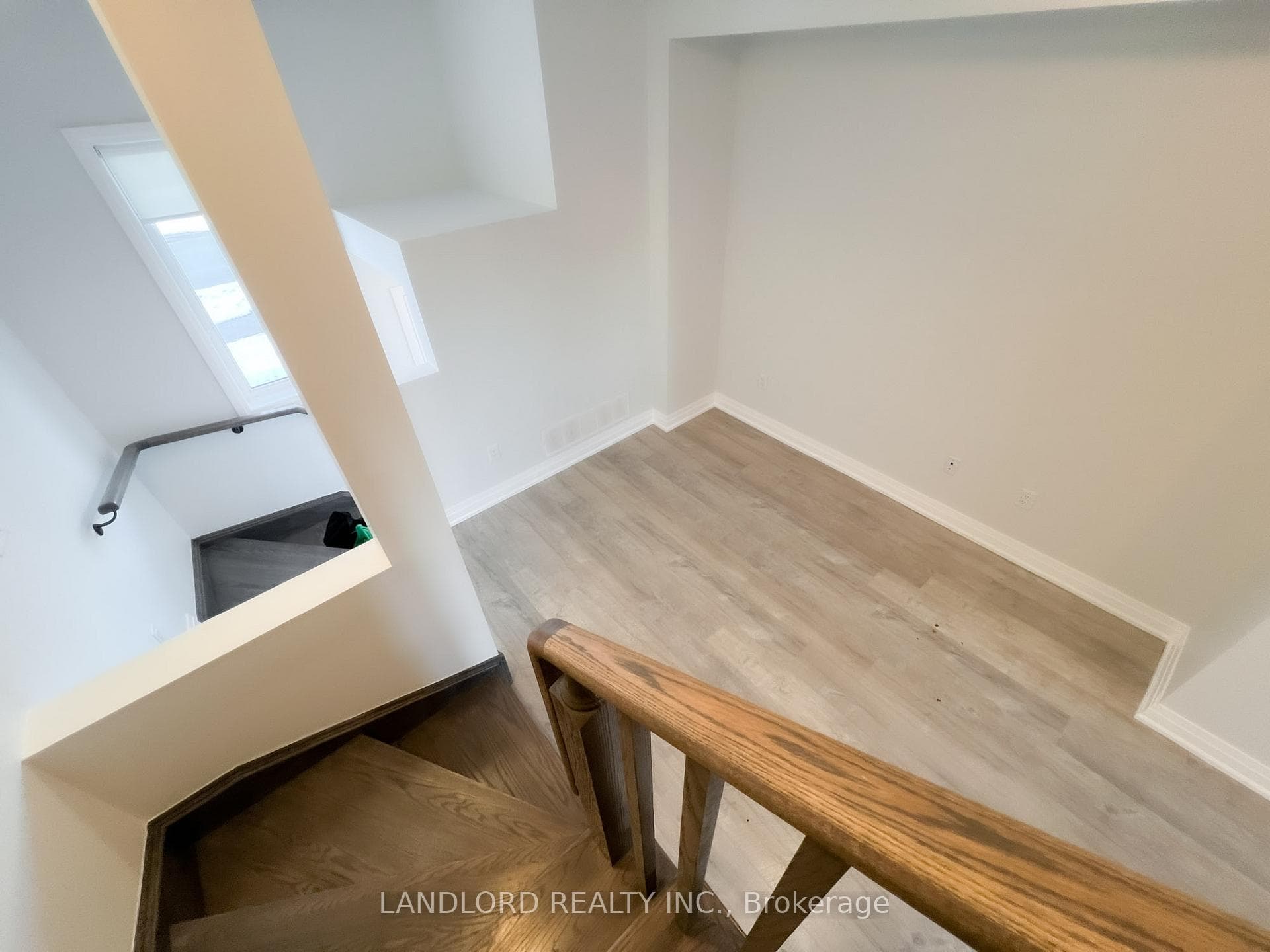 169 Downsview Park Boulevard photo 13