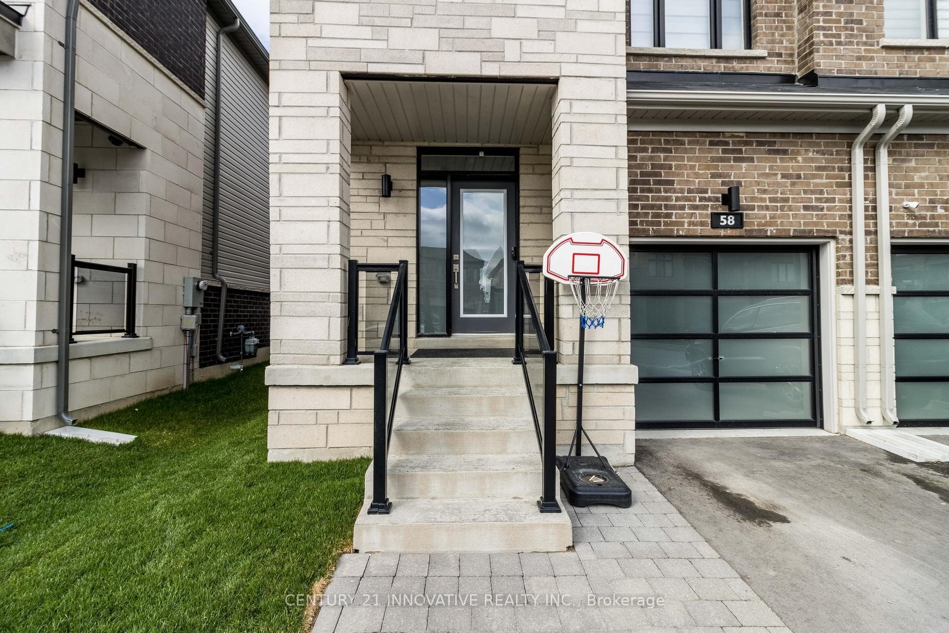 58 Clipper Lane photo 6