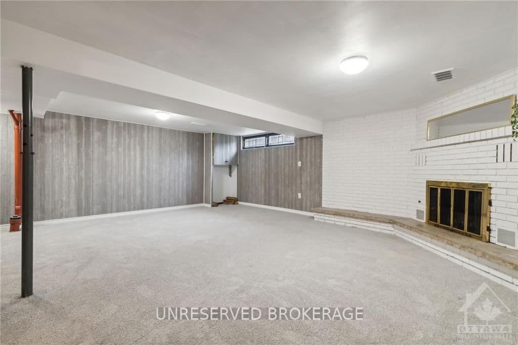 1126 ELMLEA Drive photo 22