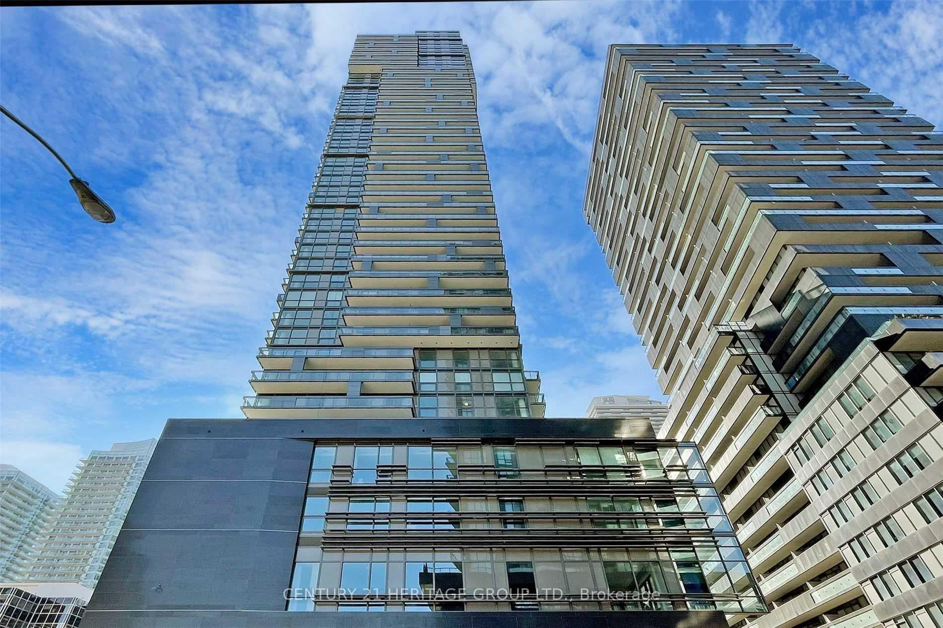 39 Roehampton Avenue Unit 2809 photo 2