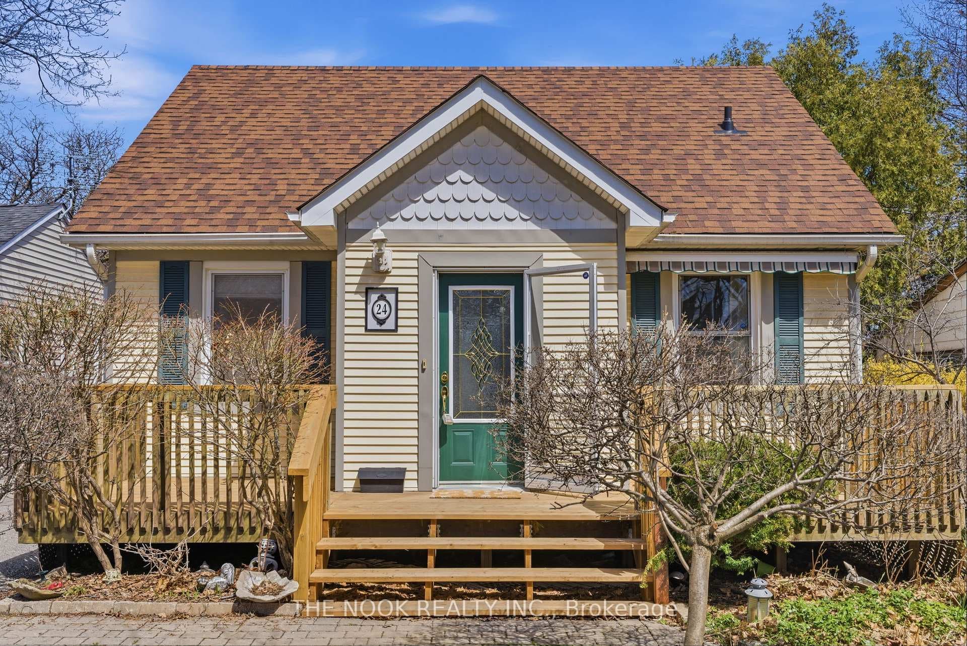 24 Birch Crescent photo 42